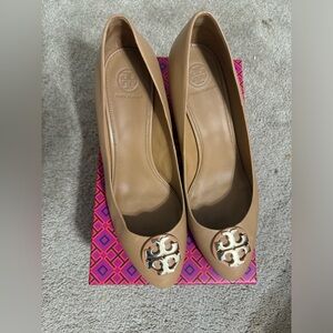 Tory Burch Wedges - size 10 65mm Height Claire Style